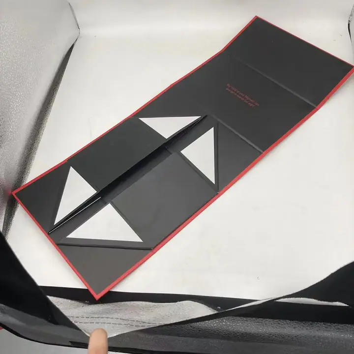 Small Folding Magnet Cosmetic Gift Boxes Rigid Box – view 3