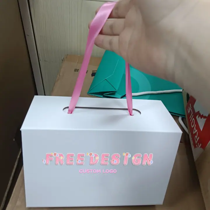 White Foldable Magnetic Rigid Box Cosmetic Skin Care – view 2